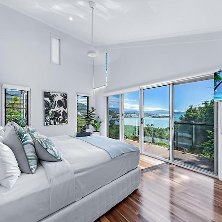 Mandalay Escape, Seclusion & Serenity With A Pool Airlie Beach Buitenkant foto