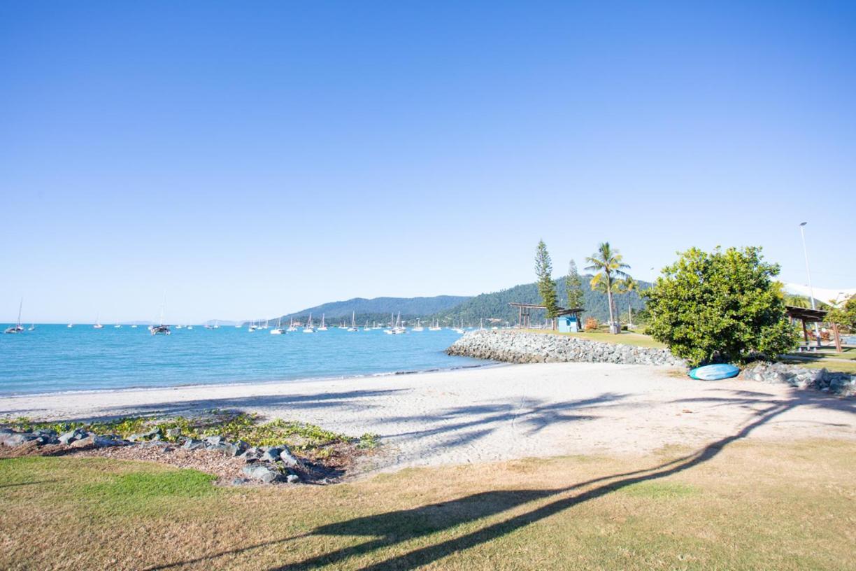 Mandalay Escape, Seclusion & Serenity With A Pool Airlie Beach Buitenkant foto