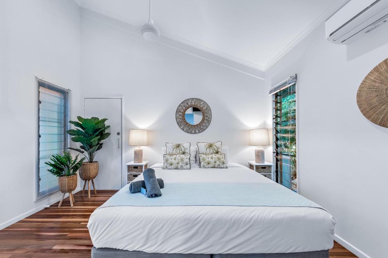 Mandalay Escape, Seclusion & Serenity With A Pool Airlie Beach Buitenkant foto