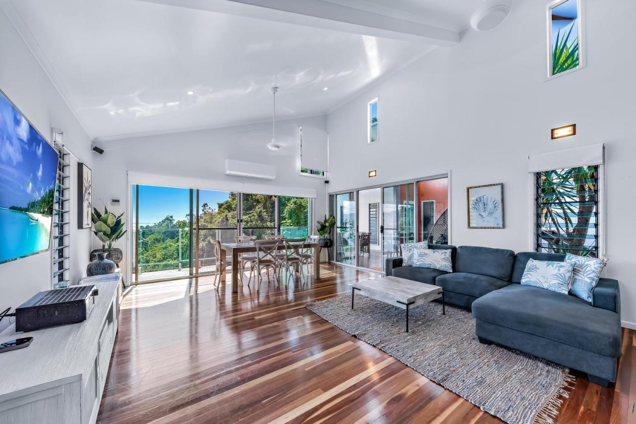 Mandalay Escape, Seclusion & Serenity With A Pool Airlie Beach Buitenkant foto