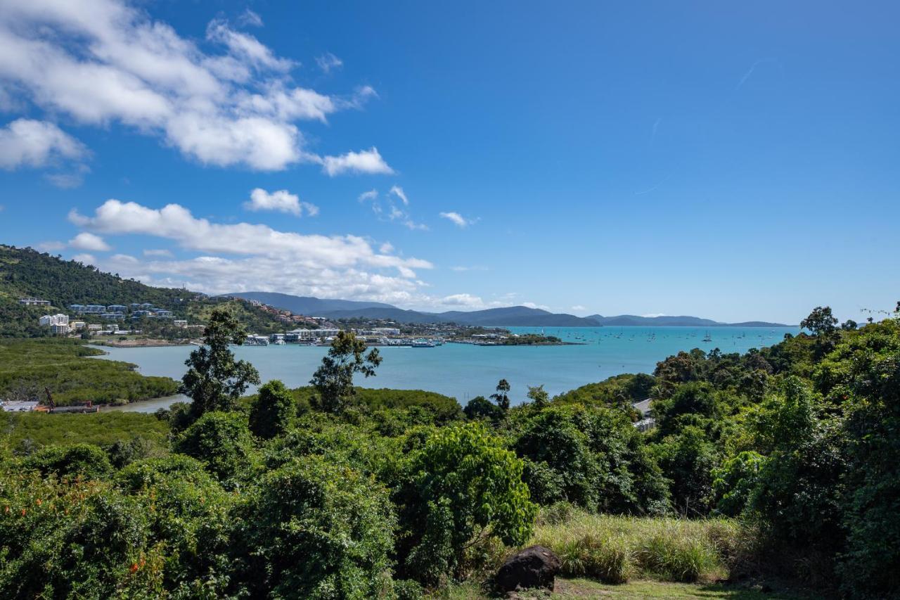 Mandalay Escape, Seclusion & Serenity With A Pool Airlie Beach Buitenkant foto