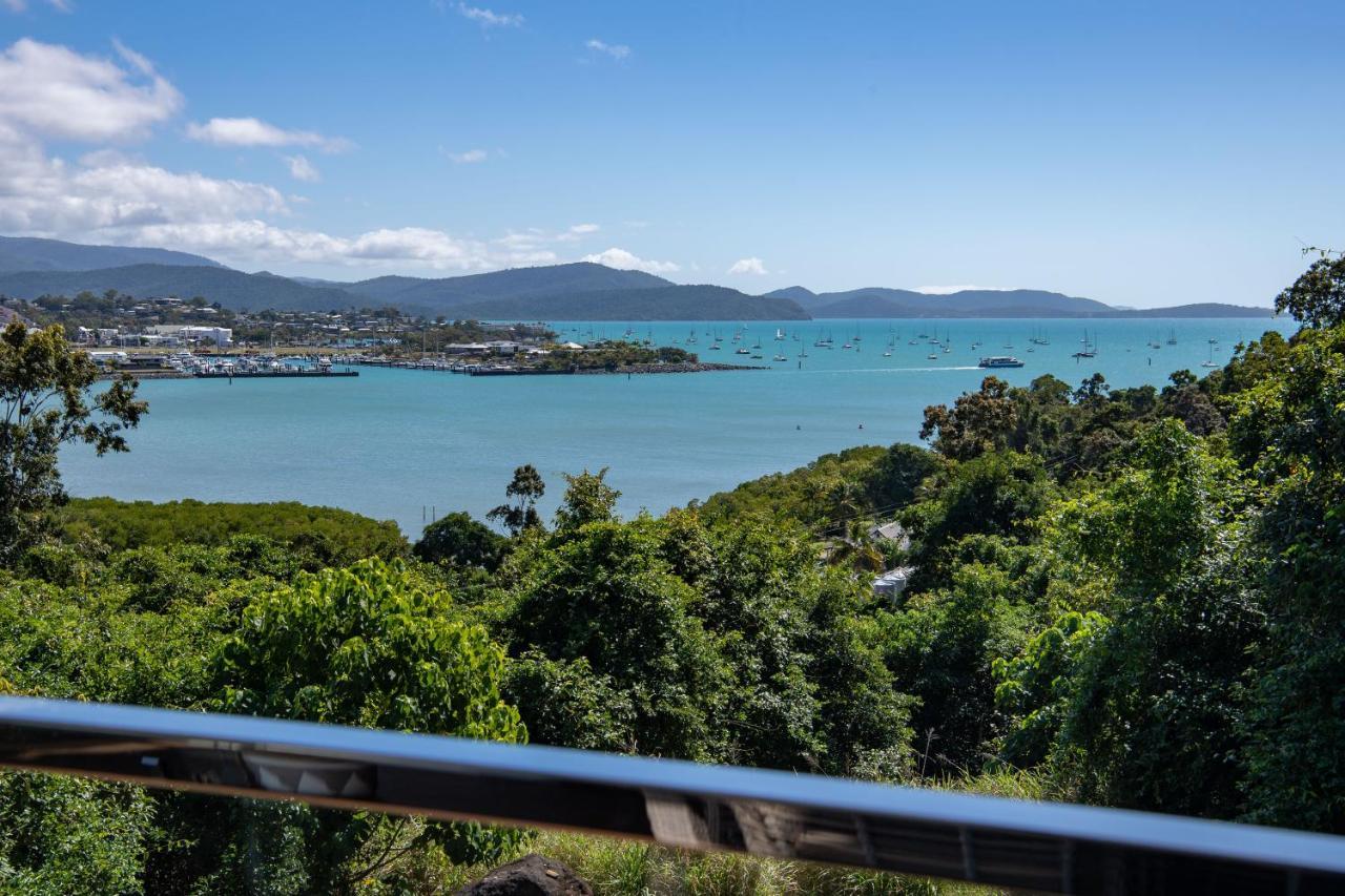 Mandalay Escape, Seclusion & Serenity With A Pool Airlie Beach Buitenkant foto