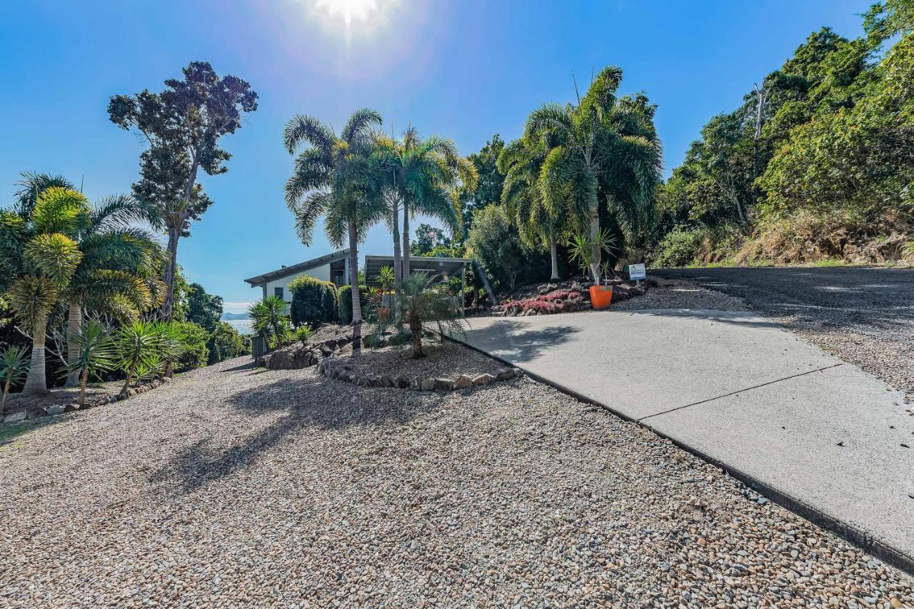 Mandalay Escape, Seclusion & Serenity With A Pool Airlie Beach Buitenkant foto